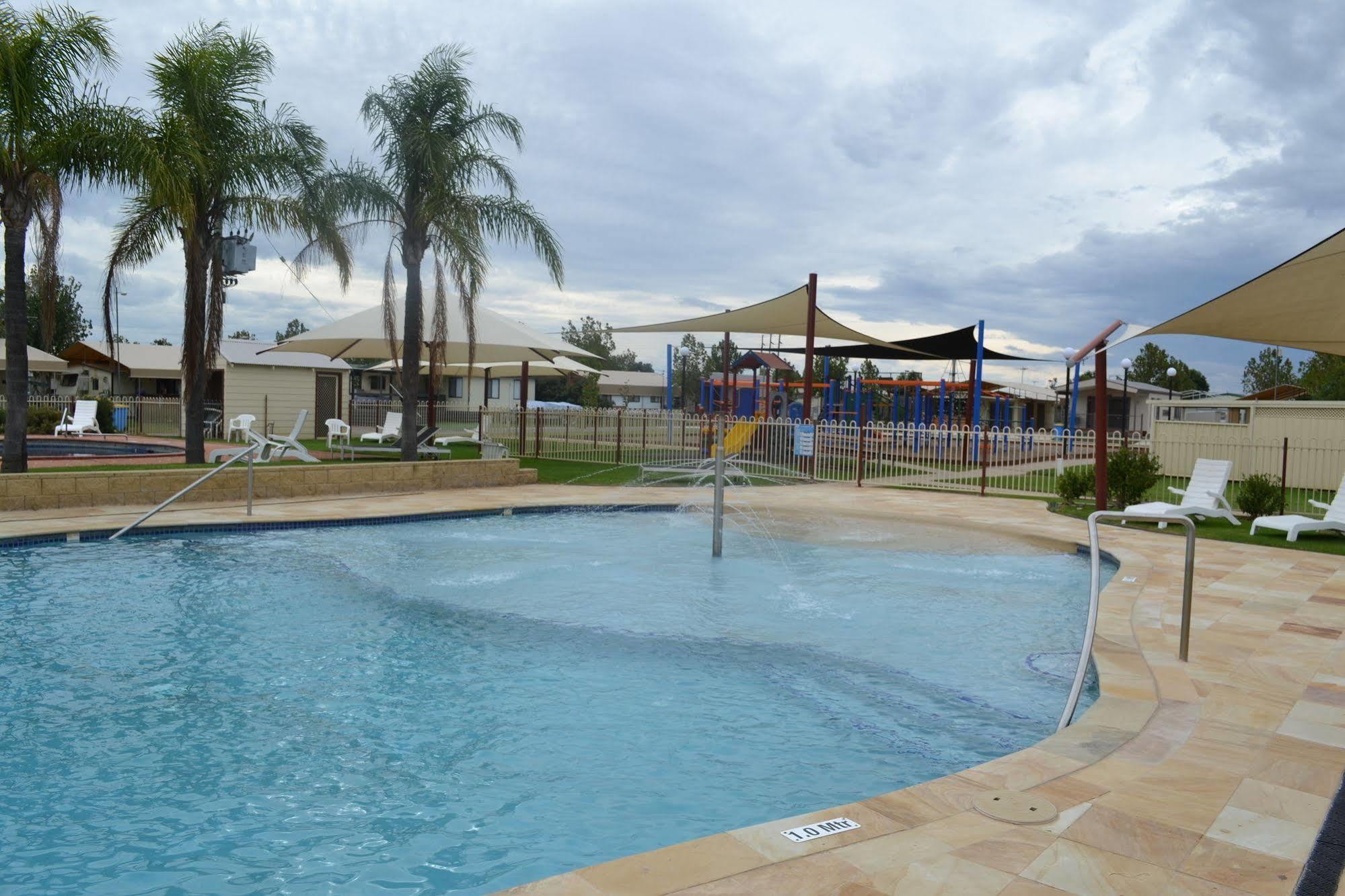 Hotel Sun Country Lifestyle Park Mulwala Exterior foto